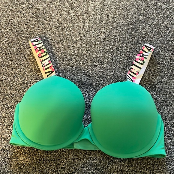 Victoria's Secret Other - SOLD